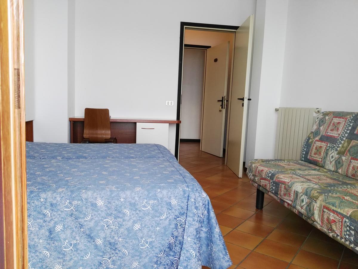 Hotel La Romantica Manerba del Garda Dış mekan fotoğraf