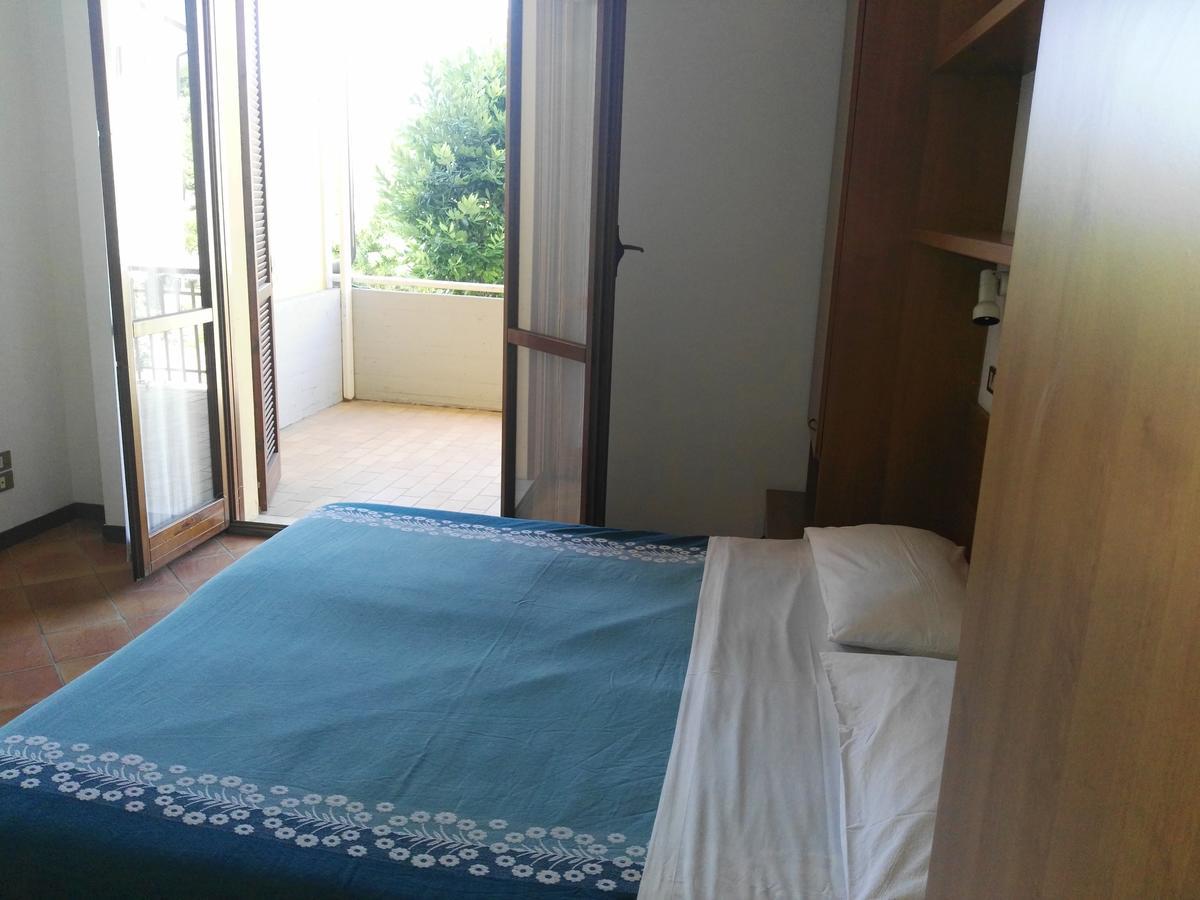 Hotel La Romantica Manerba del Garda Dış mekan fotoğraf